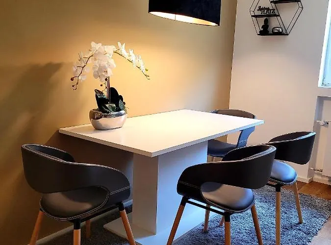 Ruhiges I 45 Qm I 5 Min Zur Whu 발렌다